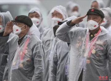 雪花迎忠魂 “最可爱的人”激励最奋斗的人