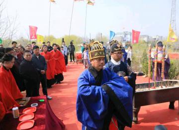 武艳君：以文为媒 以酒传情 让传统文脉与产业发展同频共振